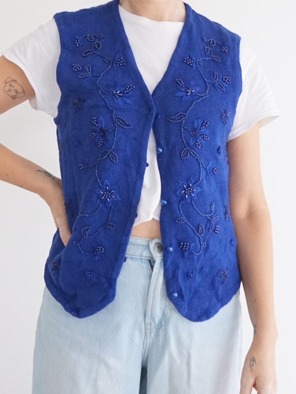 Vintage Requirements Royal Blue Beaded Floral Embroidered Cotton Sweater Vest M